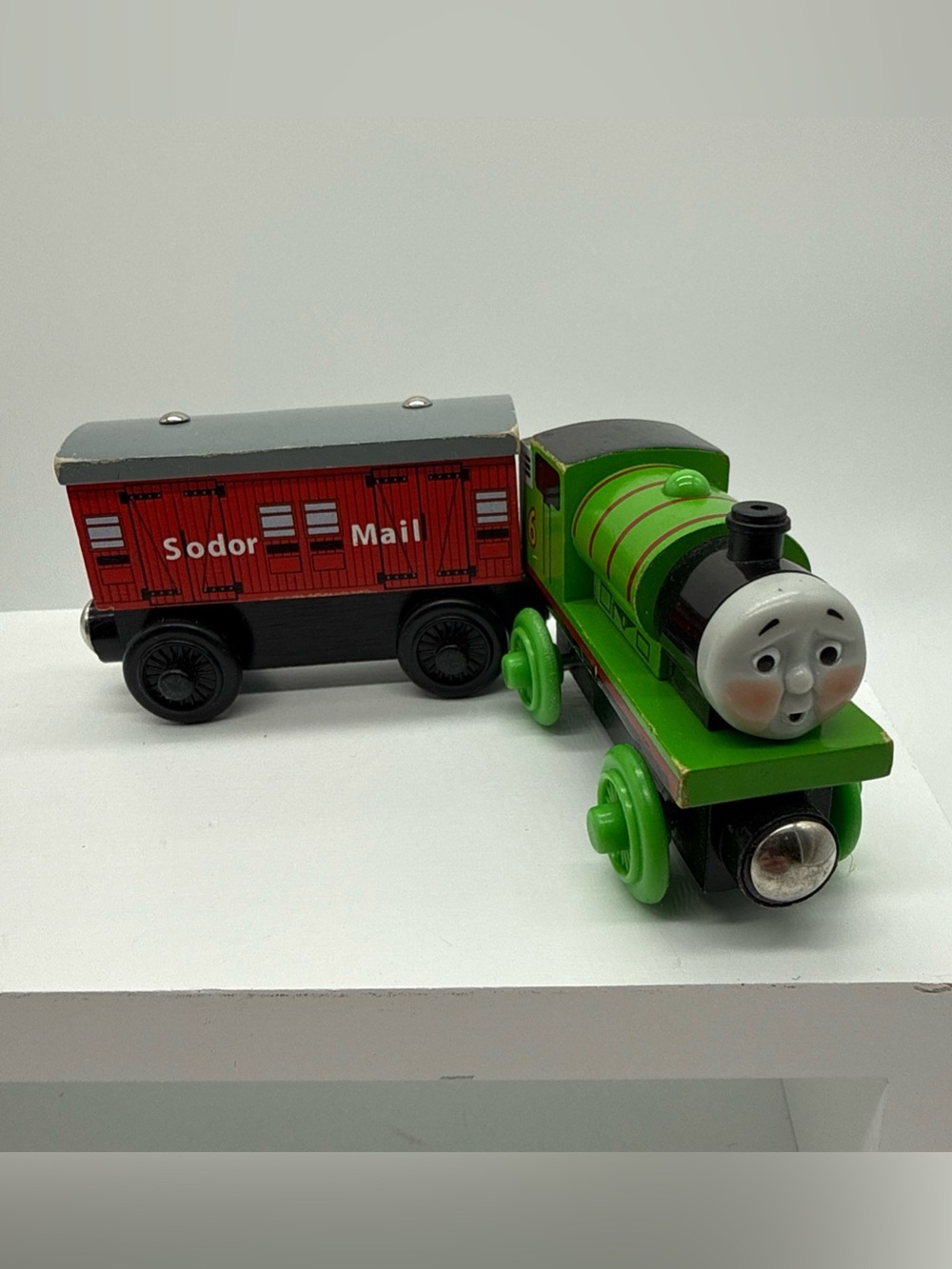 Thomas Wooden Railway “Hard at Work Percy” & Sodor Mail Car 2006 Learning Curve